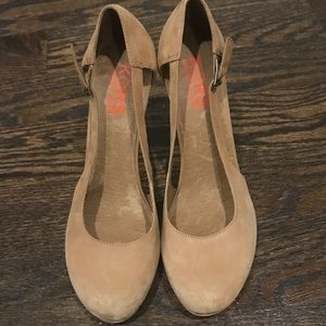 Michael Kors 4" Tan Suede Heel ❗️ LAST CALL